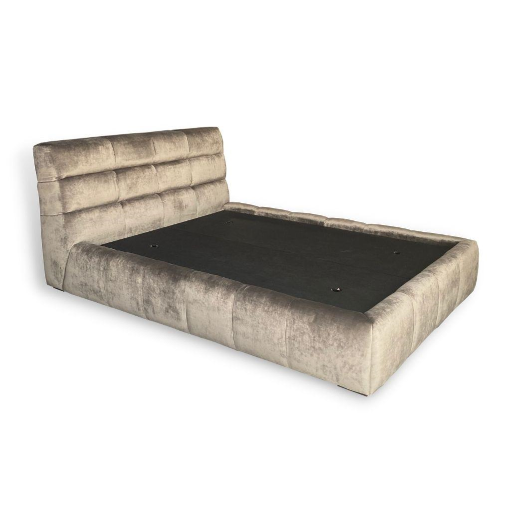 ZARIEN FREESTANDING BED
