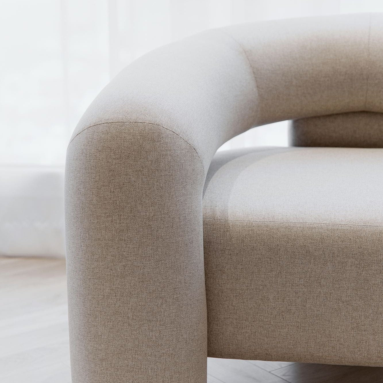 COVE COMFORT ARMCHAIR