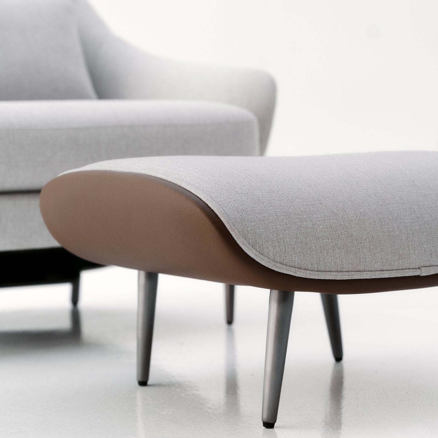ARMCHAIR WITH POUF